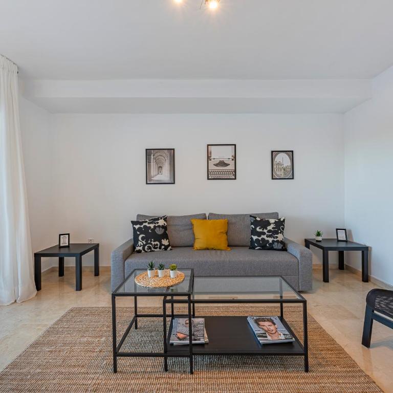 Rent Prestige- Jardines Andalucia Puerto Banus - Two-Bedroom Apartment - 14