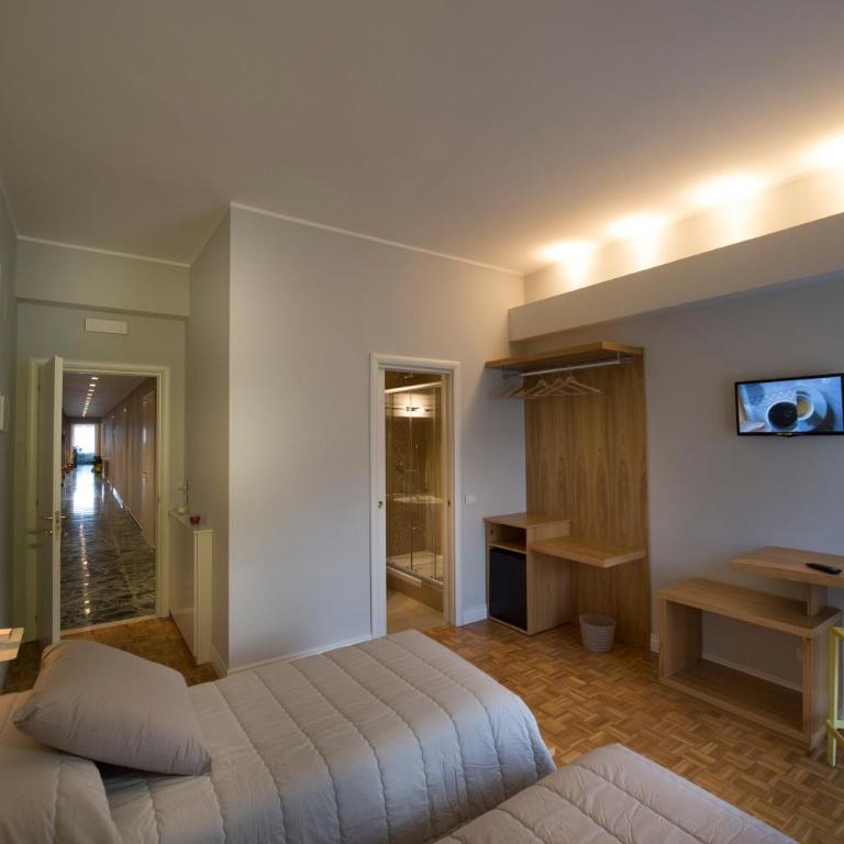 Ciauru Design B&B - Camera Matrimoniale/Doppia con Letti Singoli con Balcone - 3