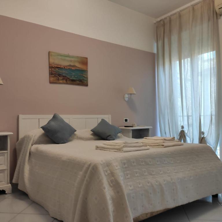 Carafa Materdei - Camera Deluxe (2 Adulti + 1 Bambino) - 1
