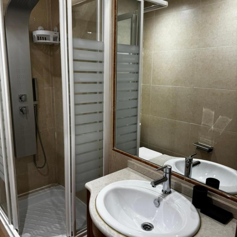 Exyca Malasaña - One-Bedroom Apartment - 4