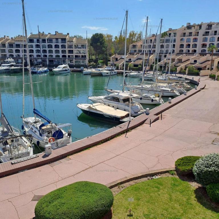 Marcogdu- Proche de Saint-Tropez Appartement pour 4 personnes avec vue sur la marina - Apartment with Sea View - 1