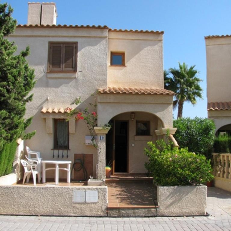 Tranquila casa de vacaciones con terraza R139 by Novadesta - Four-Bedroom House - 2