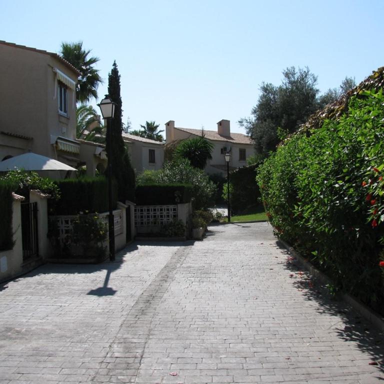 Tranquila casa de vacaciones con terraza R139 by Novadesta - Four-Bedroom House - 23