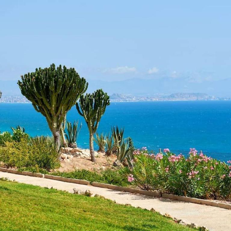 Tranquila casa de vacaciones con terraza R139 by Novadesta - Four-Bedroom House - 30