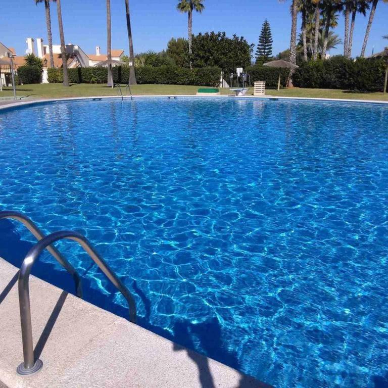 Tranquila casa de vacaciones con terraza R139 by Novadesta - Four-Bedroom House - 1