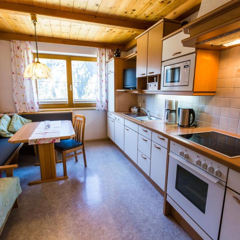 Aparthaus Birkenheim - One-Bedroom Apartment with Terrace - 2