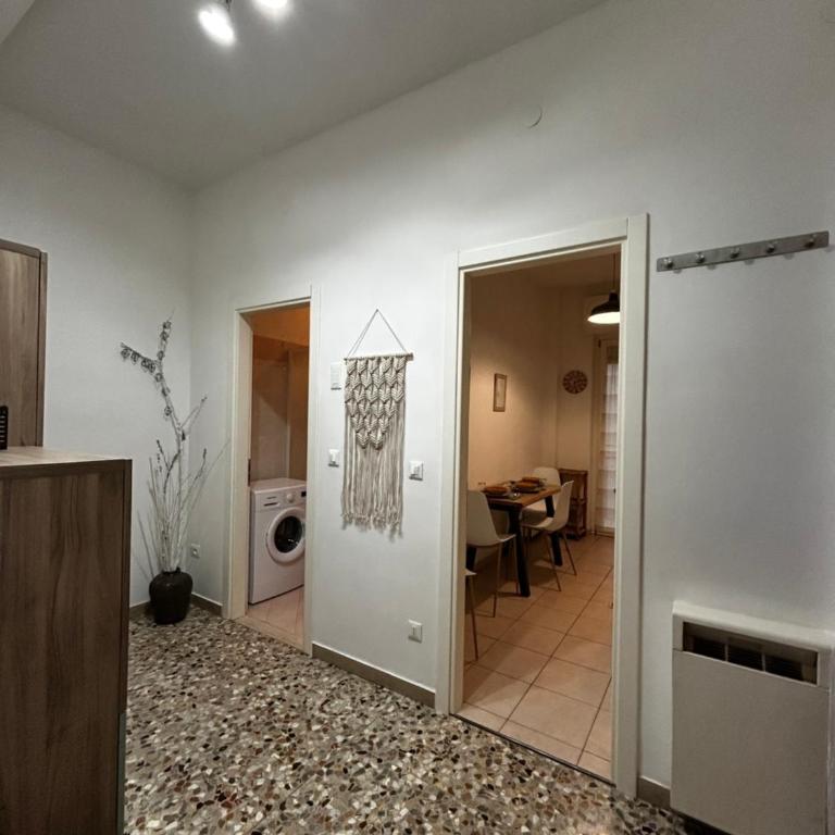 Bilocale moderno centro Mantova - Appartamento con 1 Camera da Letto - 5
