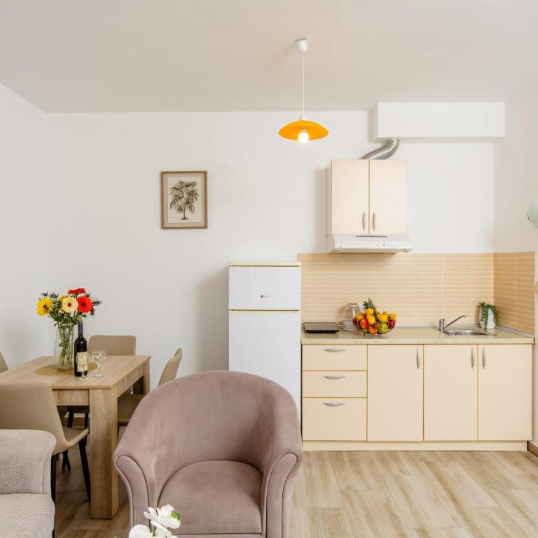 Arvala Apartments - Apartman s 1 Spavaćom Sobom i Balkonom - 18