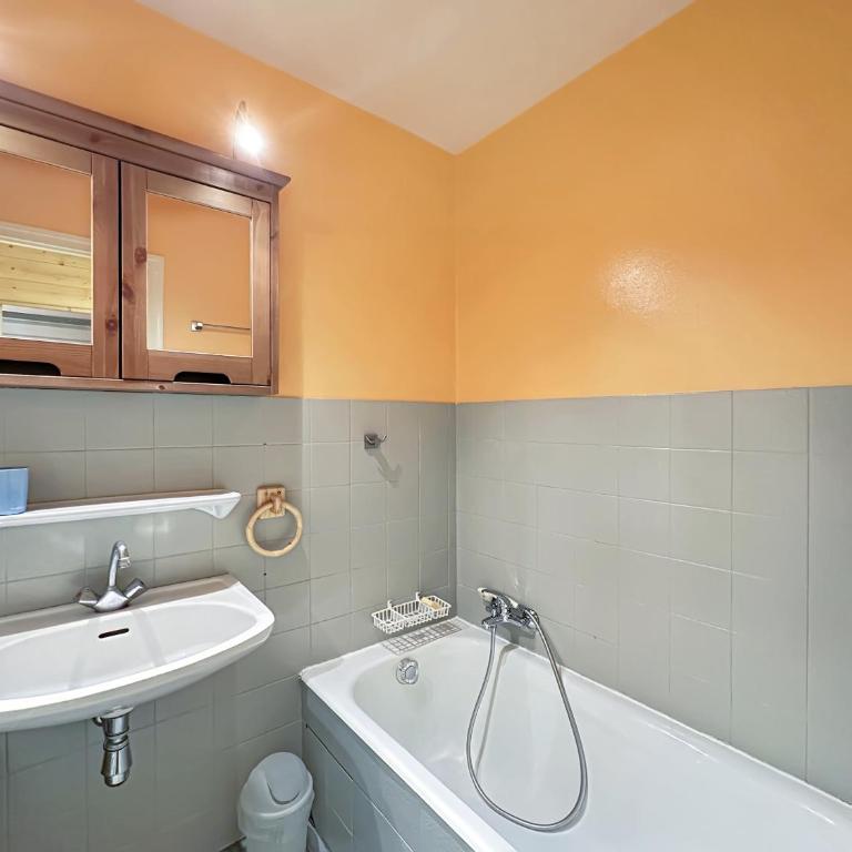 PE319 - Appartement 4-5 pers pied de pistes - Apartment mit 2 Schlafzimmern und Bergblick - 7