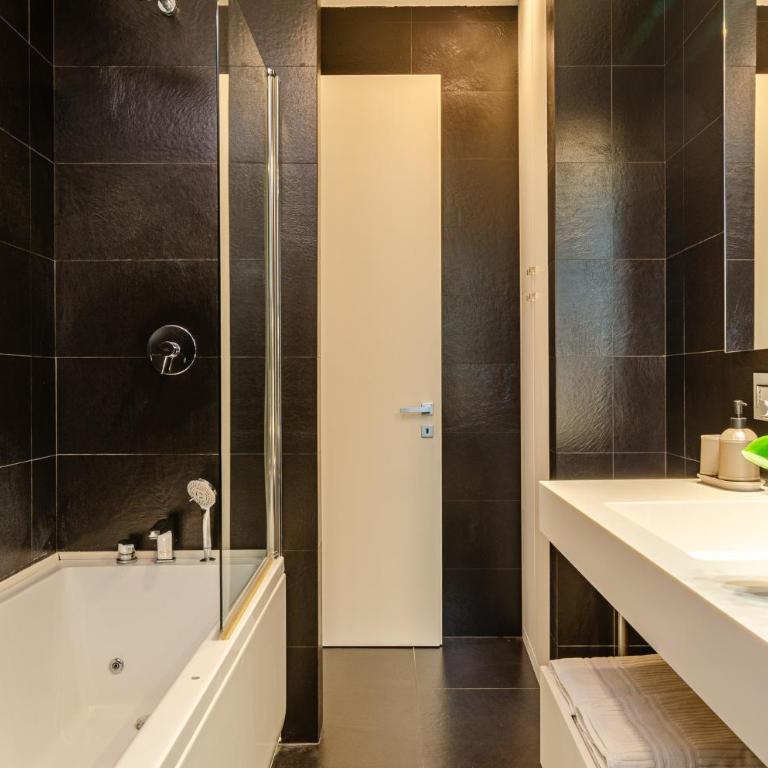 Domus Urbana 152 - Appartamento con 2 Camere da Letto - 24
