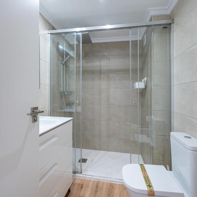 797 HOLIDAY RENTALS - Moderno piso en primera linea de playa - Apartamento con vistas al mar - 21