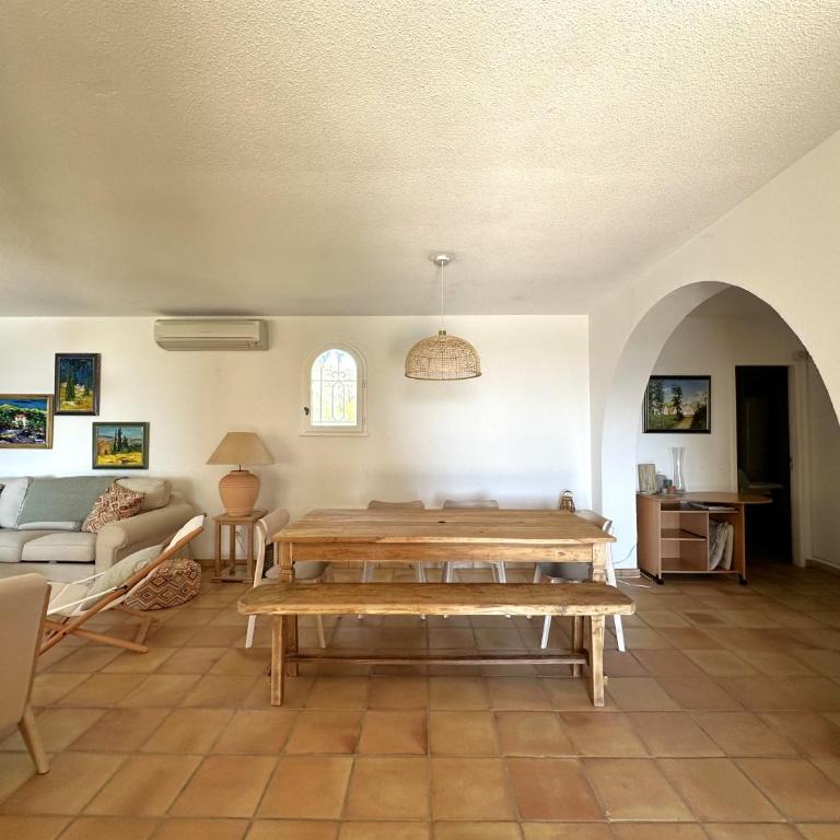 L'Oulivo, Villa pour 10 personnes avec piscine privée dans le Domaine de Valcros à La Londe-les-Maures - Ferienhaus - 16