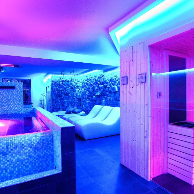 casa con piscina Jacuzzi AC wifi e biciclette elettriche - Appartement 1 Chambre - 23