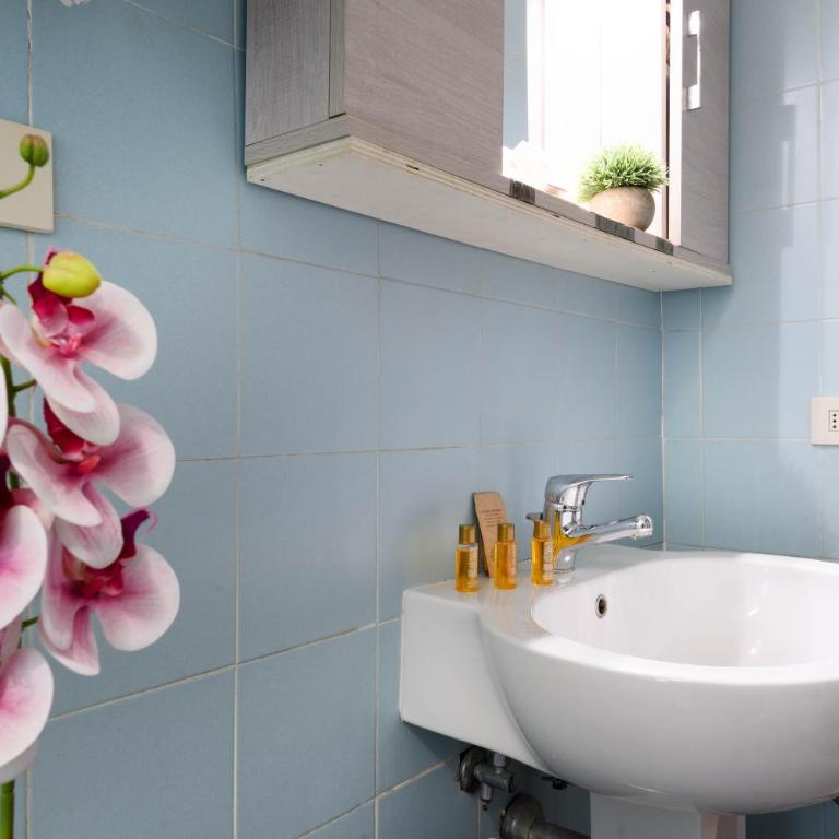 Romantic Ponte Vecchio - One-Bedroom Apartment - 6