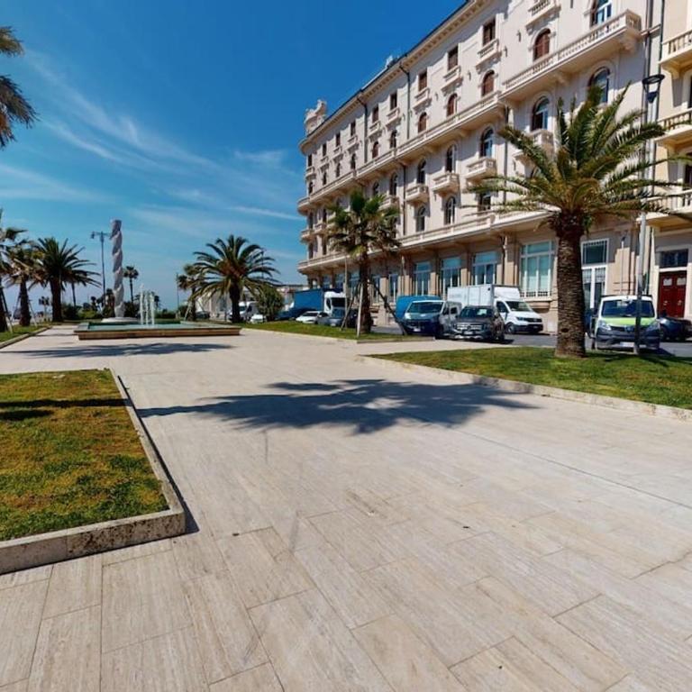 LucevanLeStelle - Full Comfort Quiet Apartment by the Promenade - Appartamento con 1 Camera da Letto - 18