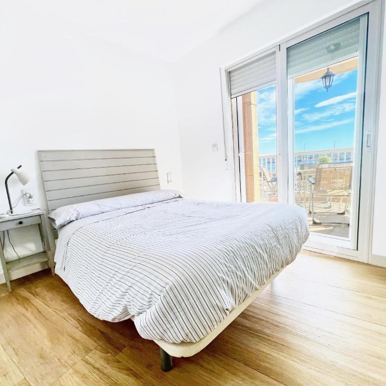 Villa Anita, primera linea de playa en la mejor zona de Águilas - Apartamento de 3 dormitorios - 10