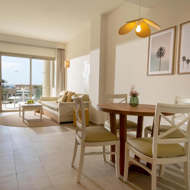 Iberostar Waves Gaviotas Park - Suite con vistas laterales al mar - 2