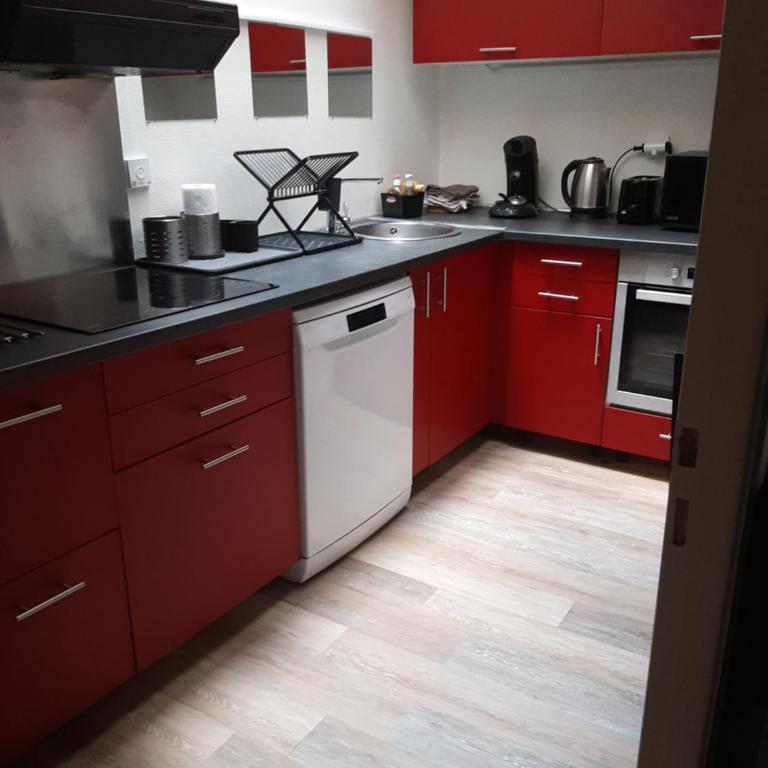 Duplex14h 1er étage jardinet 1 parking ou studio14B rdc terrasse sans parking - Appartement 1 Chambre - 17