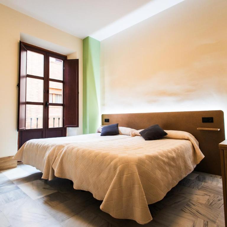 Apartamentos Reyes Católicos by Medina Living - Family Apartment - 2