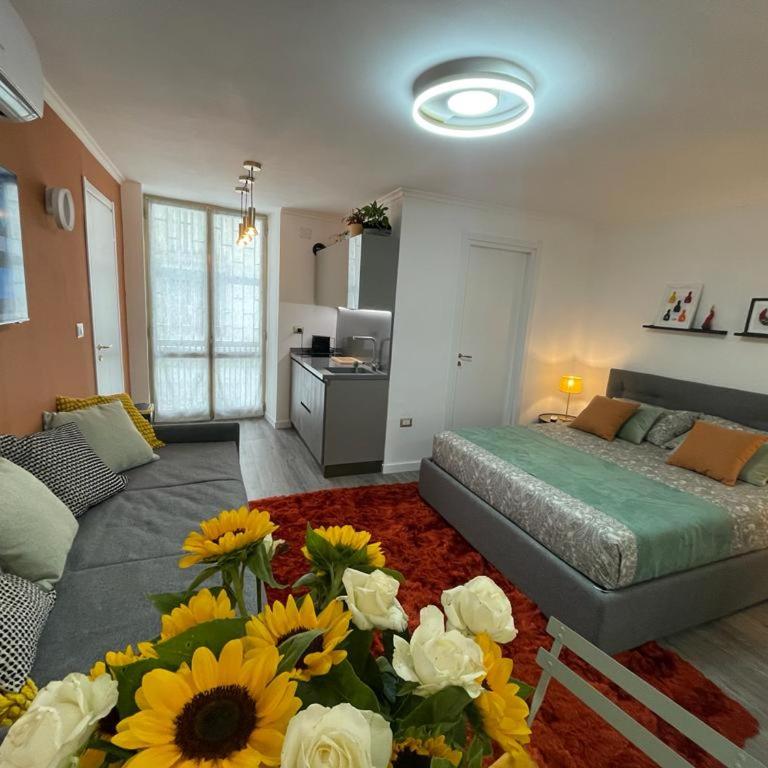 Bella Chiaia - One-Bedroom Apartment - 7