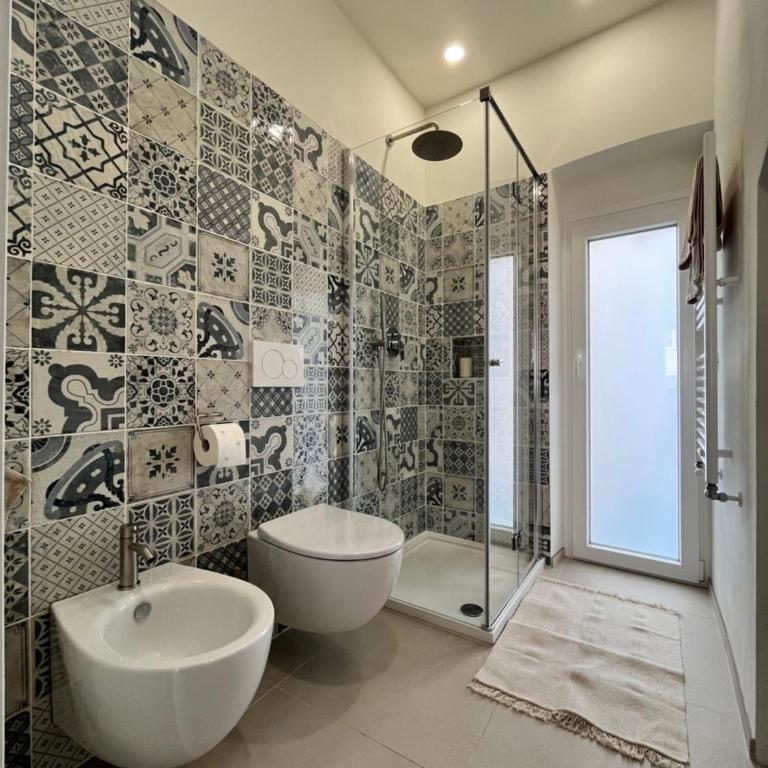 Charming Beach Flat with Seaview - Two-Bedroom Apartment - 14