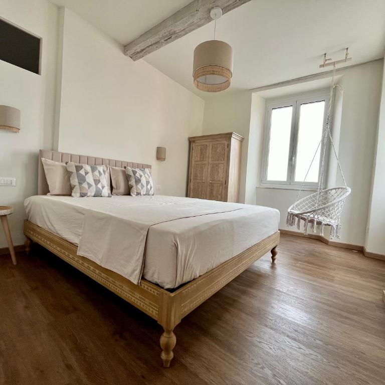Charming Beach Flat with Seaview - Two-Bedroom Apartment - 7