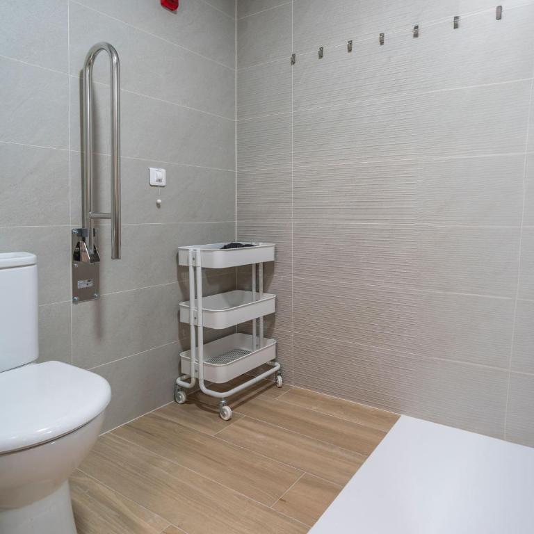 VLC HOST - Ausias March - Studio - Disability Access - 30