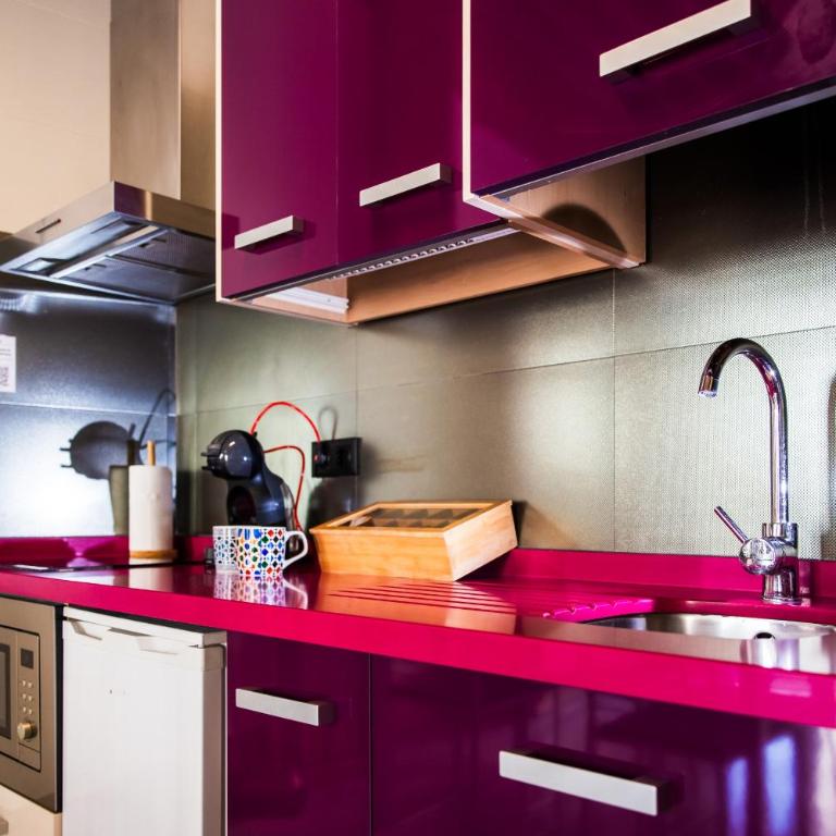 Apartamentos Reyes Católicos by Medina Living - Two-Bedroom Apartment - 3
