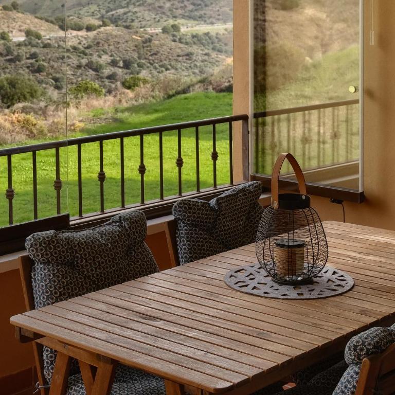 Calanova Golf Holidays by Residea - Apartamento de 2 dormitorios con vistas a la montaña - 11