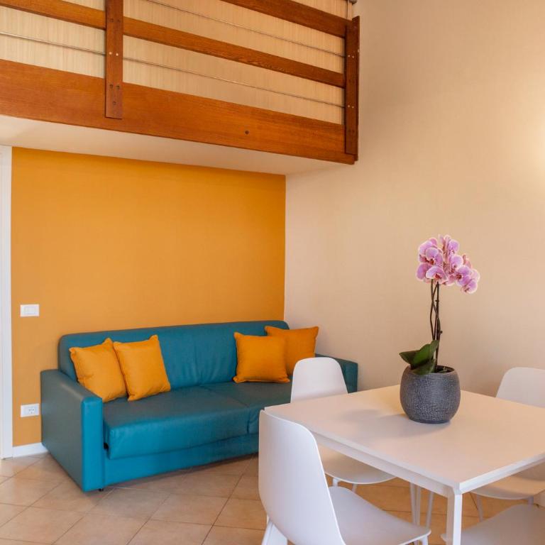 Club del Sole Desenzano Boutique Resort - Appartamento con 2 Camere da Letto, Terrazza e Vista Lago - 4