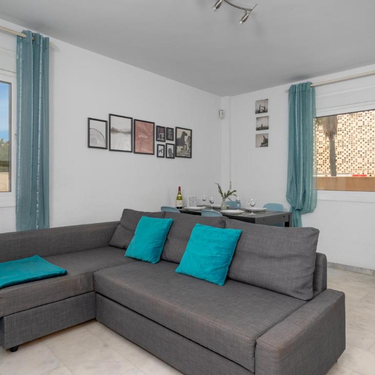 Nice apartment 20 meters from the beach - Apartamento - 2