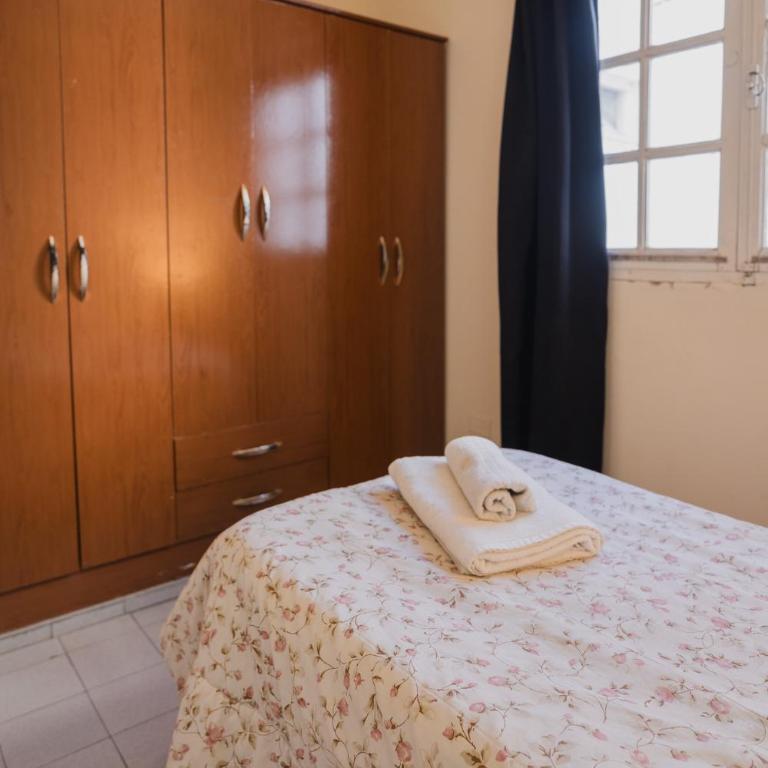 Deptos Dean Funes 45 CENTRO - Apartamento - 2 niveles - 12