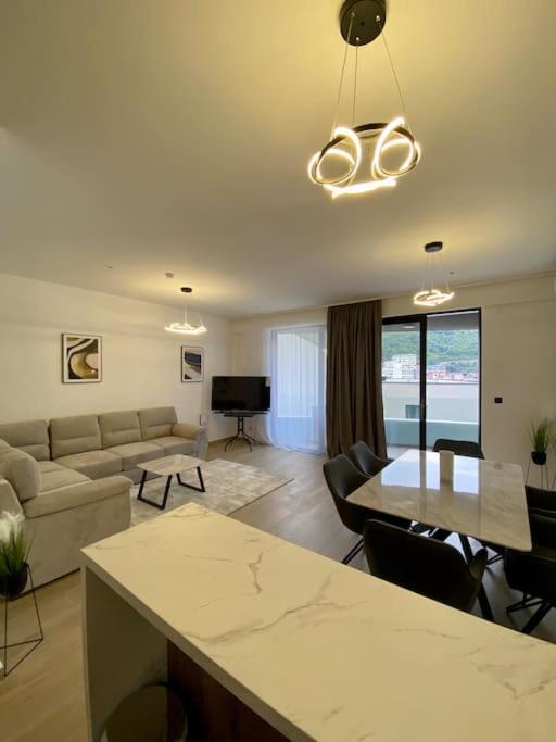 Modern 2BR Apt in Rafailovići - Near the Beach - Apartman sa 2 Spavaće Sobe - 18