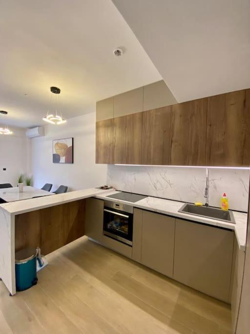 Modern 2BR Apt in Rafailovići - Near the Beach - Apartman sa 2 Spavaće Sobe - 20