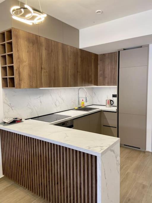 Modern 2BR Apt in Rafailovići - Near the Beach - Apartman sa 2 Spavaće Sobe - 37