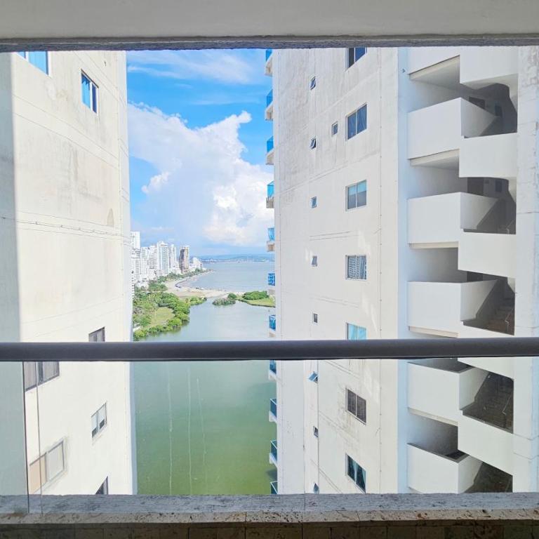 Amplio Apartamento Para Grupos Cerca Al Mar Por Parceros Group - Apartamento de 3 dormitorios - 2