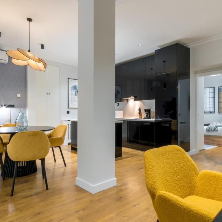 Wide and modern -1 bedroom 15 bathrooms- Malasaña - One-Bedroom Apartment - 6