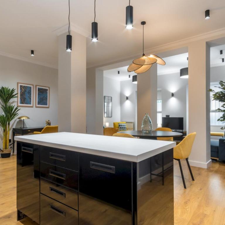 Wide and modern -1 bedroom 15 bathrooms- Malasaña - One-Bedroom Apartment - 14