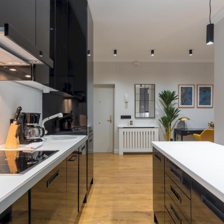 Wide and modern -1 bedroom 15 bathrooms- Malasaña - One-Bedroom Apartment - 20