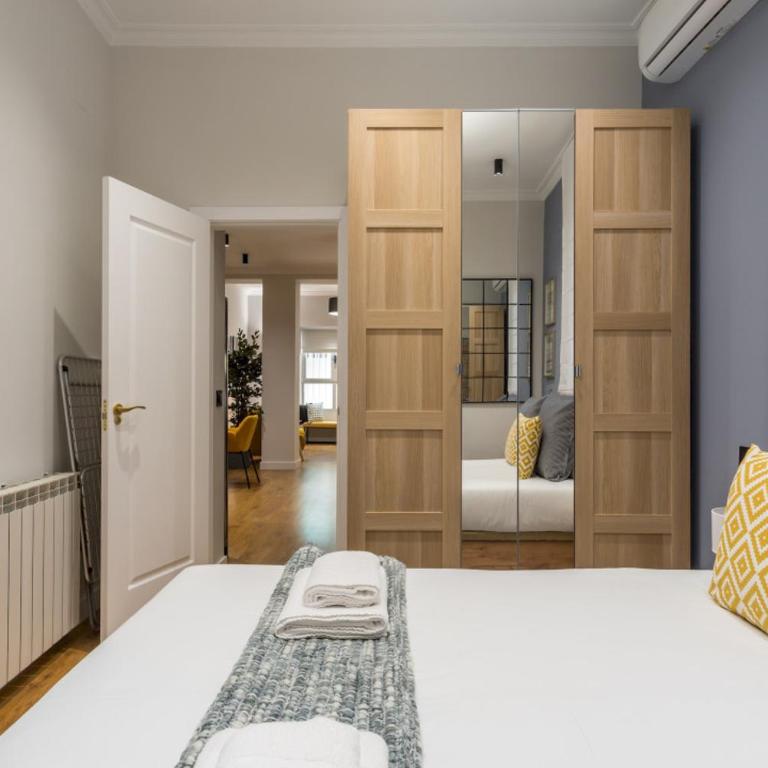 Wide and modern -1 bedroom 15 bathrooms- Malasaña - One-Bedroom Apartment - 27