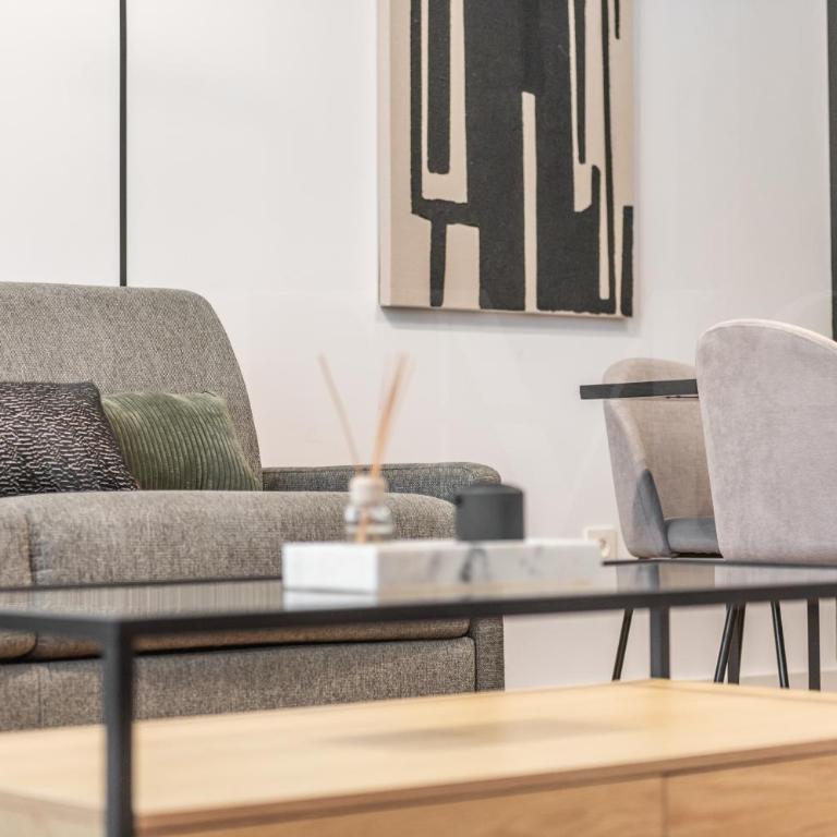 Central apartment with Picasso vibes by REMS - Apartamento de 2 dormitorios - 26