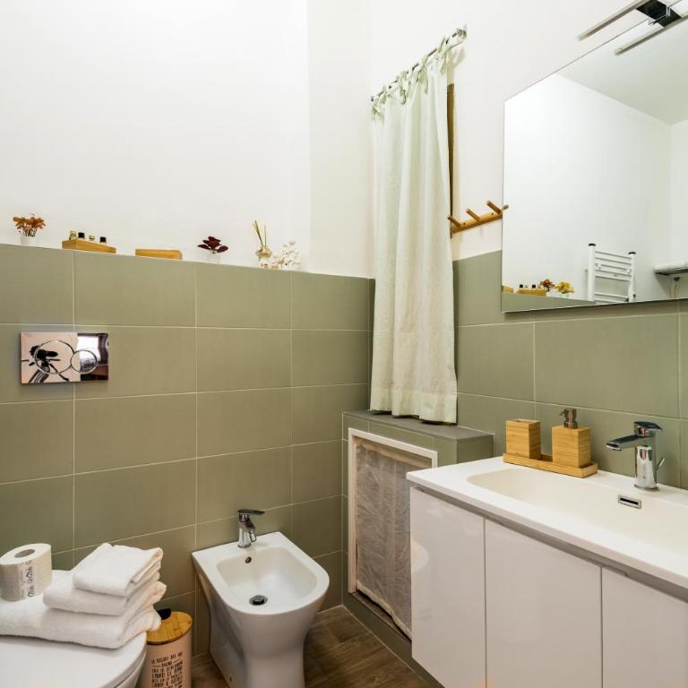 Al posto di Luca - Two-Bedroom Apartment with City View - 22