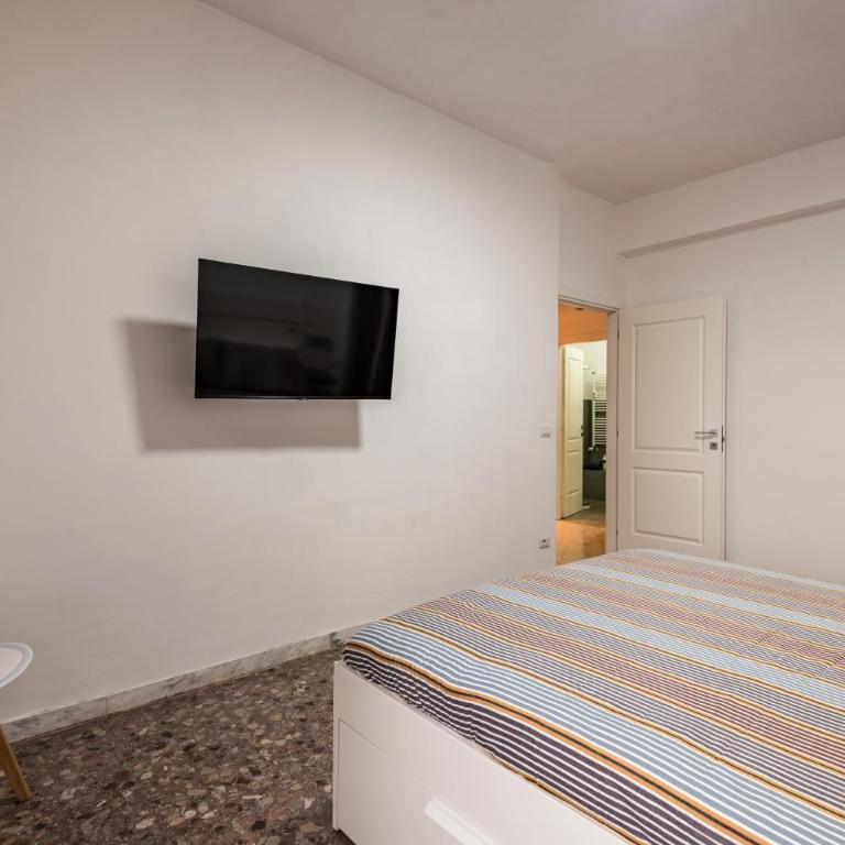 Al posto di Luca - Two-Bedroom Apartment with City View - 9