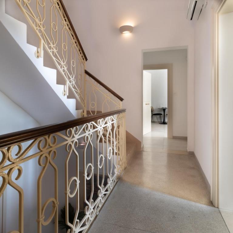 Palazzo San Lazzaro - Jacuzzi Rooms & Suites Lecce Selection - Camera Matrimoniale Standard - 5
