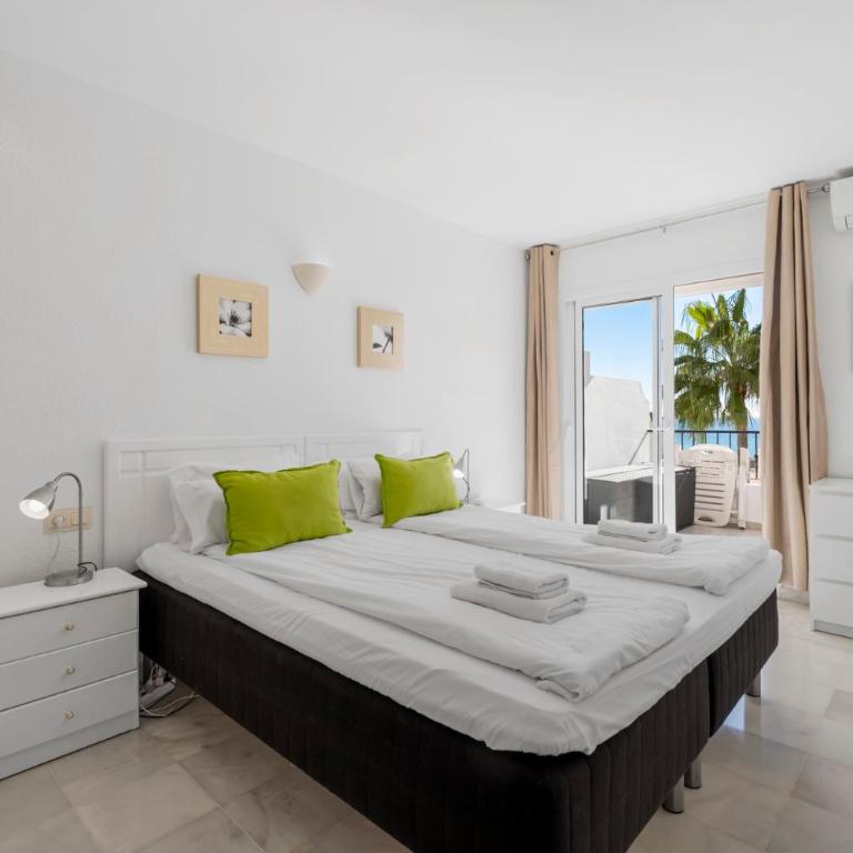 Sunny flat with pool by Costarentals - Ref 96 - Apartamento de 2 dormitorios - 9