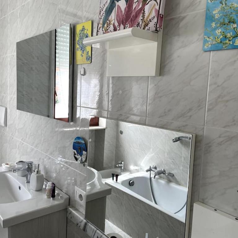Van Gogh House in Bergamo - Appartamento con 1 Camera da Letto - 10