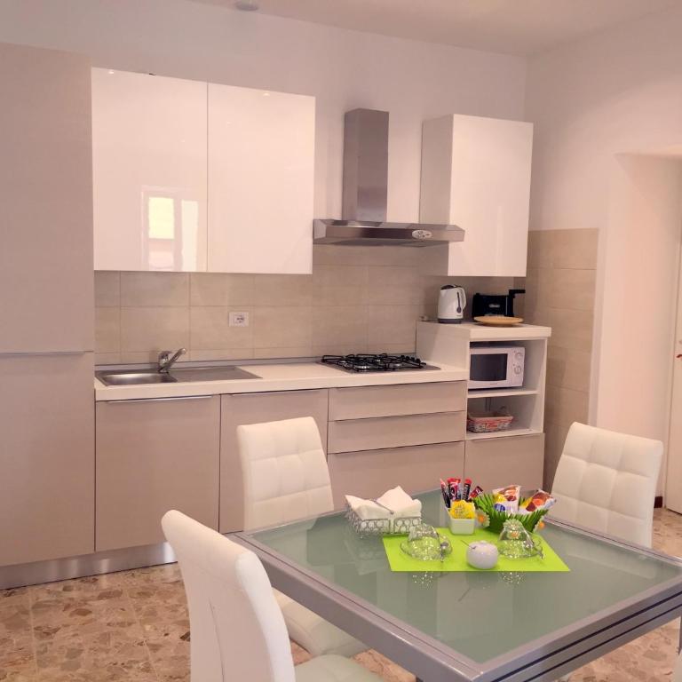 San Nicolò 3 - Appartamento con 2 Camere da Letto e Terrazza - 27