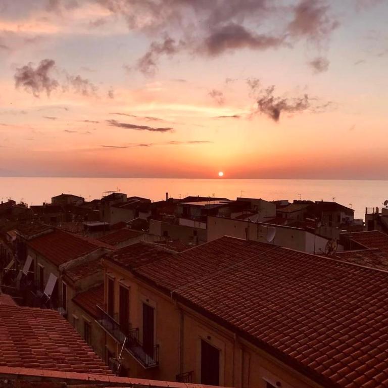 Duomo Apartments Cefalù - Two-Bedroom Apartment with Balcony and Terrace - 29