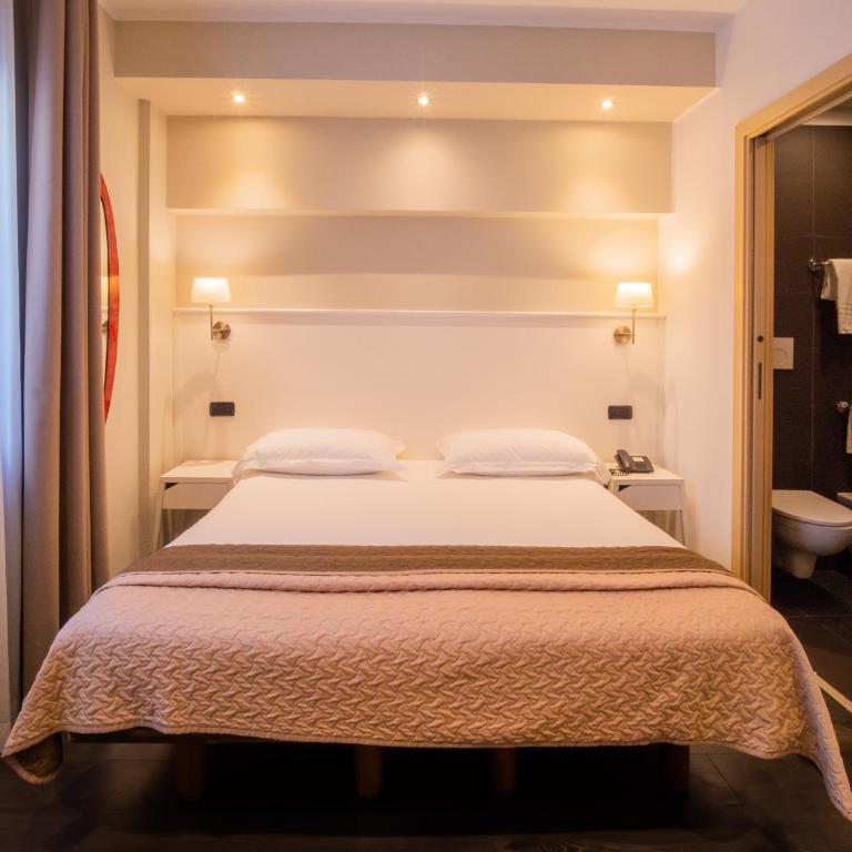 Hotel Central Wellness - Camera Standard Matrimoniale/Doppia con Letti Singoli - 1