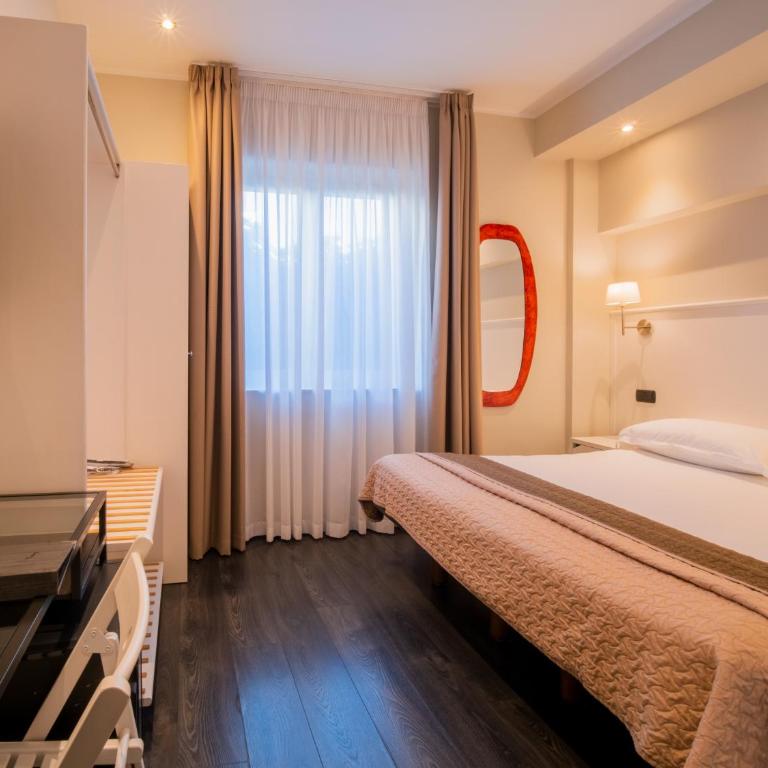 Hotel Central Wellness - Camera Standard Matrimoniale/Doppia con Letti Singoli - 3